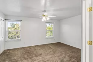 992 N Independence Ave W, Provo, UT 84604 - Photo 16
