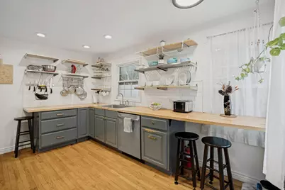 191 W Garden View Dr S, Midvale, UT 84047 - Photo 8
