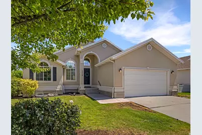 1112 S Topaz Rd E, Saratoga Springs, UT 84045 - Photo 2