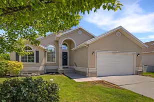 1112 S Topaz Rd E, Saratoga Springs, UT 84045 - Photo 2