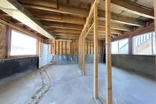 1551 N Hilltop Dr W, Vernal, UT 84078 - Photo 10