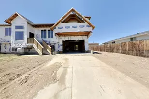 1551 N Hilltop Dr W, Vernal, UT 84078 - Photo 18