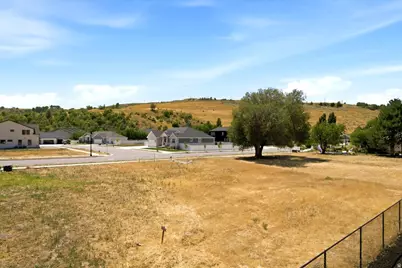 532 E Iris Ln, South Weber, UT 84405 - Photo 4