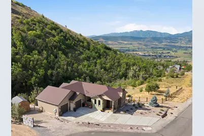 1306 Maple Dr #101, Huntsville, UT 84317 - Photo 2