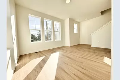 1650 N Main St, Layton, UT 84041 - Photo 12