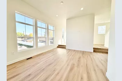 1650 N Main St, Layton, UT 84041 - Photo 10