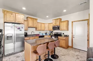 835 S Fox Ln, Orem, UT 84059 - Photo 12