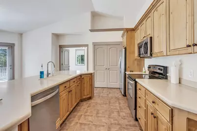 1264 E 650 N, American Fork, UT 84003 - Photo 10