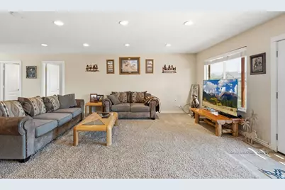 3847 W 6800 St S, Benjamin, UT 84660 - Photo 10