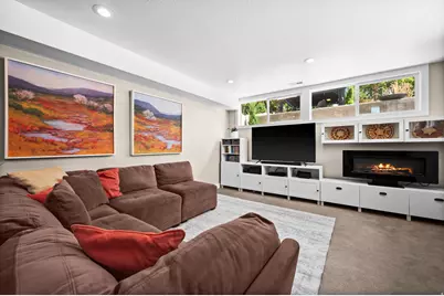 528 N G St E, Salt Lake City, UT 84103 - Photo 24