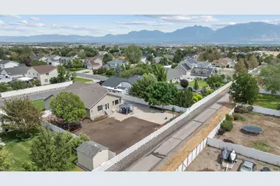 5953 W Silver Saddle Way, Herriman, UT 84096 - Photo 34