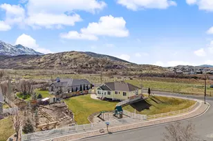 968 S Canyon Rd W, Santaquin, UT 84655 - Photo 32