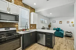 235 W 400 N, Salt Lake City, UT 84103 - Photo 28
