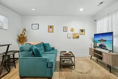 235 W 400 N, Salt Lake City, UT 84103 - Photo 10