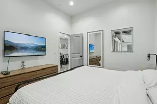 235 W 400 N, Salt Lake City, UT 84103 - Photo 42