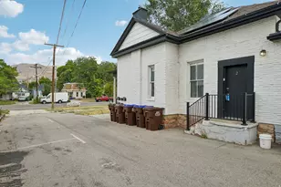 235 W 400 N, Salt Lake City, UT 84103 - Photo 48