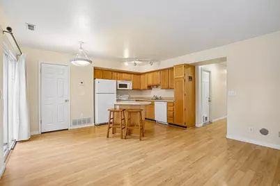 4772 W Arno Ct, West Jordan, UT 84084 - Photo 4