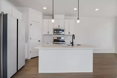 470 S 720 W, American Fork, UT 84003 - Photo 8