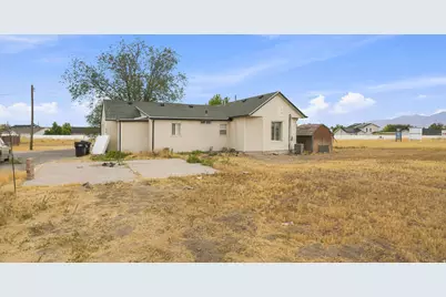 614 W Hwy 138, Grantsville, UT 84029 - Photo 24