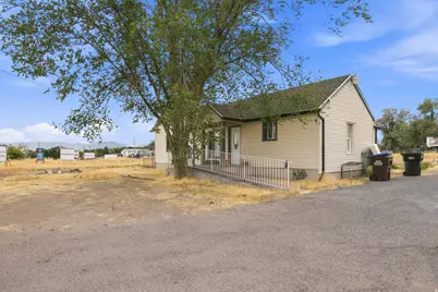 614 W Hwy 138, Grantsville, UT 84029 - Photo 2