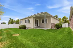 2260 N 1085 W, Layton, UT 84041 - Photo 40
