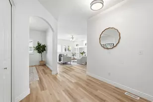2260 N 1085 W, Layton, UT 84041 - Photo 2