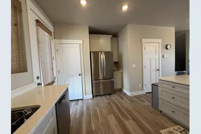 898 S 2560 E, Spanish Fork, UT 84660 - Photo 6