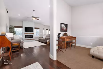 1057 W 300 N, Lehi, UT 84043 - Photo 10