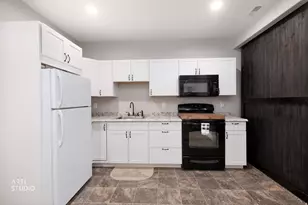 1057 W 300 N, Lehi, UT 84043 - Photo 30