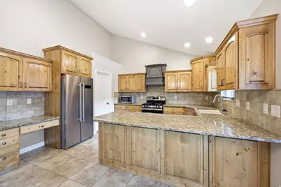 755 N 400 E, Springville, UT 84663 - Photo 10