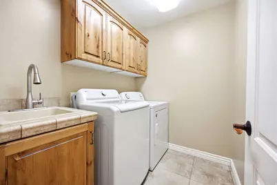 755 N 400 E, Springville, UT 84663 - Photo 14