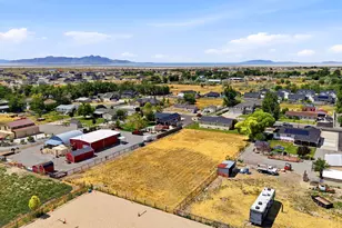 1884 E Shepard Ln, Lake Point, UT 84074 - Photo 38