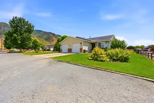 1884 E Shepard Ln, Lake Point, UT 84074 - Photo 6