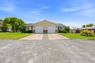 1884 E Shepard Ln, Lake Point, UT 84074 - Photo 2