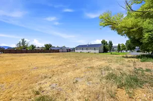 1884 E Shepard Ln, Lake Point, UT 84074 - Photo 28