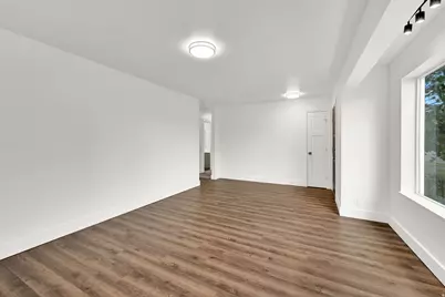 121 E 100 S, Smithfield, UT 84335 - Photo 8