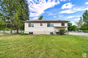 121 E 100 S, Smithfield, UT 84335 - Photo 2