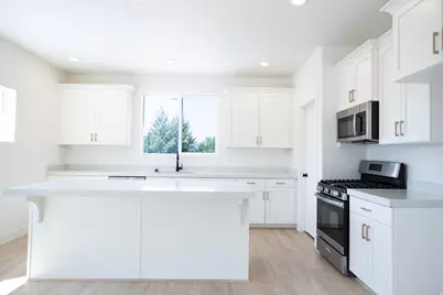 1225 E 1600 S #13, Provo, UT 84606 - Photo 2