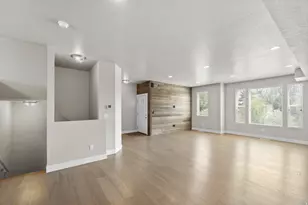 43 E Blue River Dr S, Draper, UT 84020 - Photo 4