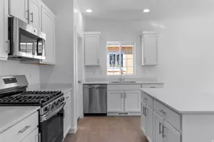 8211 W Diamond Peak Way, Magna, UT 84044 - Photo 10