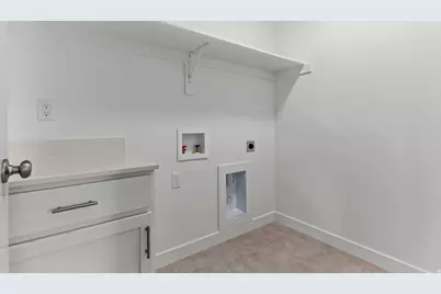 8204 W Sentinal Peak Dr, Magna, UT 84044 - Photo 18
