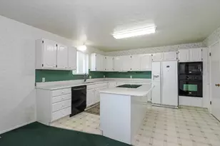 5937 W 11140 N, Highland, UT 84003 - Photo 44