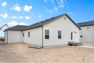 527 W Williams Ln, Grantsville, UT 84029 - Photo 4
