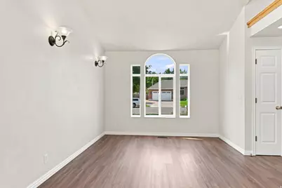 529 E 2000 N, North Logan, UT 84341 - Photo 8
