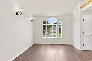 529 E 2000 N, North Logan, UT 84341 - Photo 8