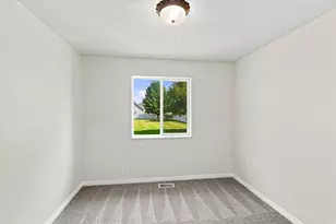 529 E 2000 N, North Logan, UT 84341 - Photo 20