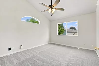 529 E 2000 N, North Logan, UT 84341 - Photo 12