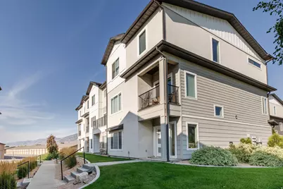 693 E 730 N, Hyrum, UT 84319 - Photo 2