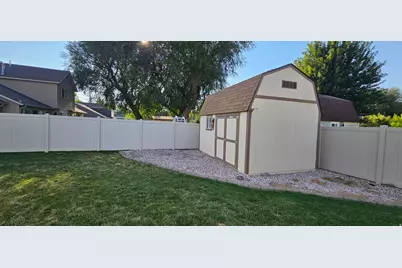 156 W 2025 N, Harrisville, UT 84414 - Photo 24