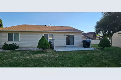 156 W 2025 N, Harrisville, UT 84414 - Photo 20